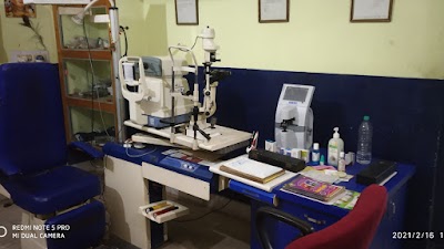 OPTIZWMYYU5B_SHANTI_EYE_CENTRE__OPTICAL_ChIJP6rkCYZB8jkR8FCjNk5ta7Y_1