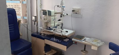 OPTXHDQ7M18Z_Zoom_Eye_Care___Optical_ChIJhSDnx7gr8jkRyRRQ40ZSV2Q_4