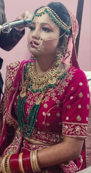 PARL1BS4IVMM_Paridhi_Glamour_ChIJVQ_BYvkr8jkRGz7hcODExVI_10