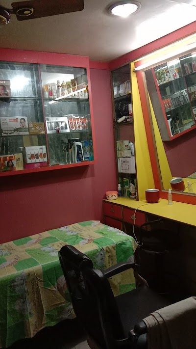 PARL5BK5WXU7_Urwashi_Ladies_Beauty_Parlour_ChIJrdCnYVMb8jkRMuvD51a9suo_3