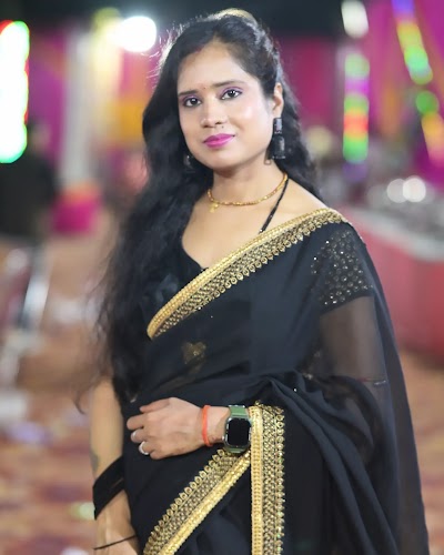 PARL9ZOE1U4A_Mini_makeup_artist_ChIJvTAZUgBB8jkRYraHfAIYfns_7