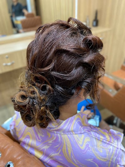 PARLB3HCJMLX_Be_U_Smart_Salon_ChIJk5N8R9Mb8jkRtkLOkBHvnBk_8