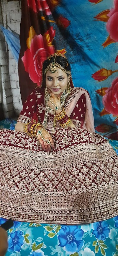 PARLBC6OJ4XM_beautyzone_ChIJAeG2PyYb8jkRjZtYNxMMlww_9