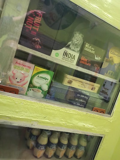 PARLBK2RPTTY_PADMINI_ENTERPRISES_AMUL_ICECREAM_PARLOUR_ChIJ1RPbkKTy8TkR8FcC59xXgDw_8