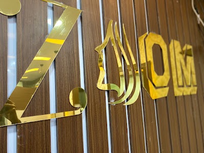 PARLBLKCQJ5W_Zoom_salon_ChIJvdejB9Ur8jkRAZxGxgR37pc_4