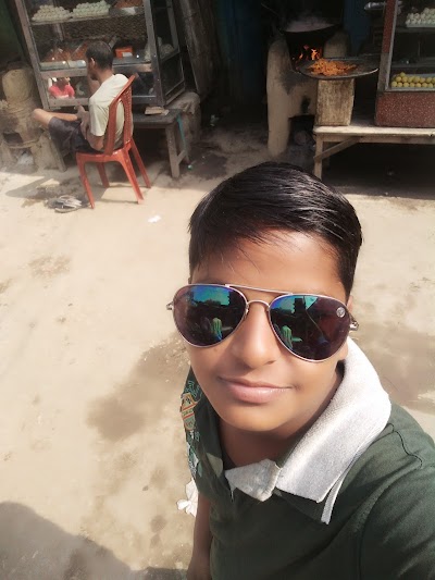 PARLDLUIYMFL_Supriya_Beauty_Parlour_ChIJ2wVxqN8l8jkR3iM-QsYJjdE_4