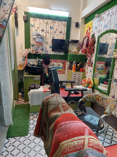 PARLFNIKW42T_Priya_Makeover_beauty_academy_barh_ChIJdTivB4t78jkRpxf8MEyP7lw_2