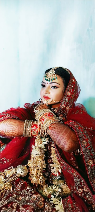 PARLH3T42KFV_Pari_ladies_Beauty_parlour_ChIJV53KIwA98jkRVjf1ZA9ga7o_5