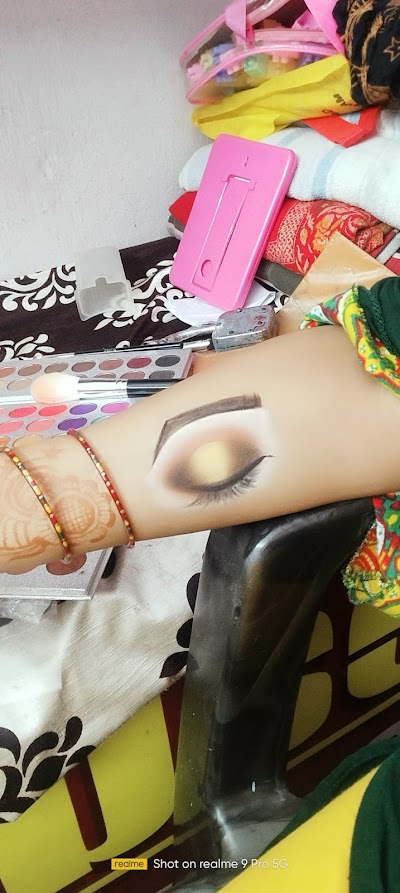 PARLHCQDCZ97_Maya_ChIJa8vHP1Uj8jkRHMr3A_wvlng_9