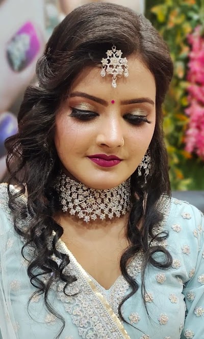 PARLLBT7J5XE_Jyoti_ChIJV5Y0LH5D8jkRFusQVjEtpNc_4