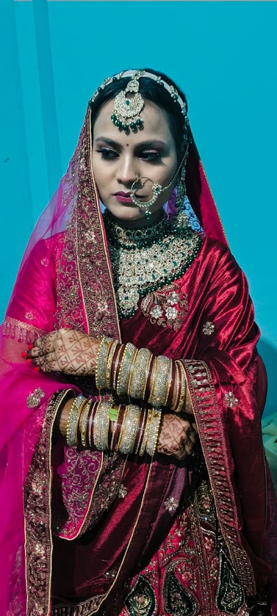 PARLTM7BZK7L_The_Beauty_World_ChIJdXau41Ej8jkRO_LVgrAfKmw_10