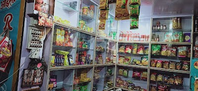 PARLUS8PBLAC_Royal_ice-cream_parlour_ChIJibL064Aj8jkRnhnsmQF8DNE_1