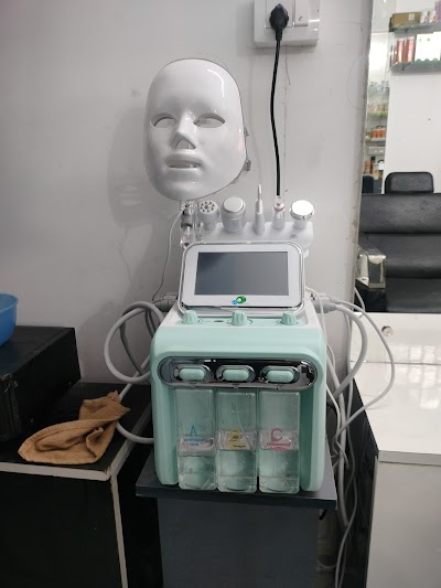 PARLVZXUVSD3_Vatika_Beauty_Parlour_ChIJXXx2Uu8P8jkRZYGW8vlo93k_9