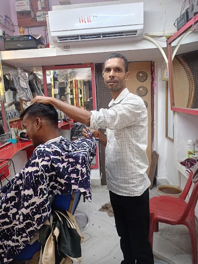 PARLXB5CWBKY_Raj_Parlour_ChIJ60NDFSYb8jkRDFDbZr0oyTo_7