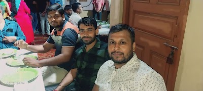 PHARW214U2AT_Creative_50_Physics_Classes_ChIJPfysmlcb8jkR-YtAlYgrU1Y_5