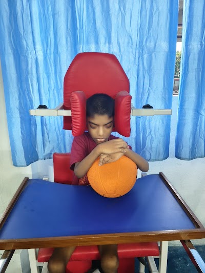 PHYSGF1RJ1FD_Kamal_Narayan_Physiotherapy_and_Rehabilitation_Center_ChIJV3RqhkQb8jkR-y5N_lvIzxc_5