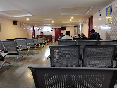 PHYSL94PR8OT_Nazareth_Hospital_ChIJj2_3Uzlt8jkRe42h-MAvOrk_3