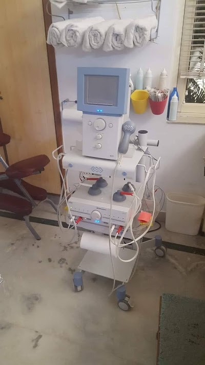 PHYSSC6CKPQN_Indra_Physiotherapy_Clinic_ChIJ22VGWisb8jkRpzqnGswkpDo_3