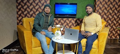 PHYSV9UJIYOI_MAA_RADHIKA_HEALTH_CARE_AND_PHYSICAL_REHAB_CENTRE_ChIJpbX9P3k38jkRpEFBFY6Cpac_9