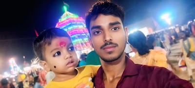 POSTD27M9E0E_Smart_Shivam_ChIJ5XyzOAAb8jkRi0K_rWYE3NE_3