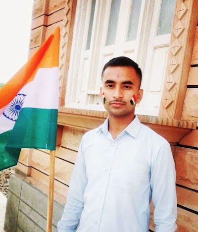 POSTM2O9J7FZ_Rampur_Post_Office_ChIJRcb47a0j8jkRFMqeEmmn_C0_7