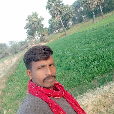 SCHO1M4AUO22_Dakra_middle_school_ChIJeeD4A8w78jkRRBR6B8kgJK4_10