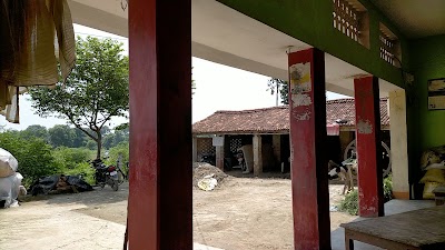 SCHO1X85PHHU_Mahendrapur_high_school_ChIJJVXk07gd8jkRu4usmFN1X8c_1