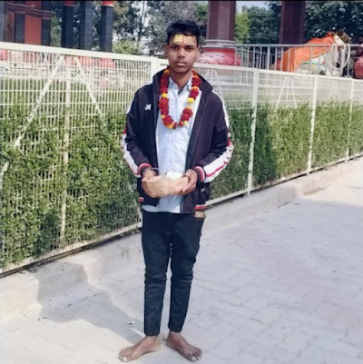 SCHO80KMTUE8_Aaganwadi_gunsagar__near_talab__ChIJFcNuM-4l8jkRGFAK9fg-mGg_1