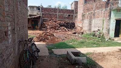 SCHO8RAQY19D_High_school_Singhaul_Tetariya_ChIJoWV93uUn8jkRMrie52azU0k_2