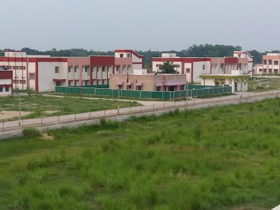 SCHODN0R6I6C_Navodya_School_ChIJM1G04i8U8jkR9EjKGJLVsuk_5