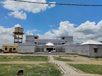 SCHOG3CC1PNW_utkramit_madhya_vidyalaya_mahsar_ChIJC_8iBeo_8jkR4xElWLencBs_2