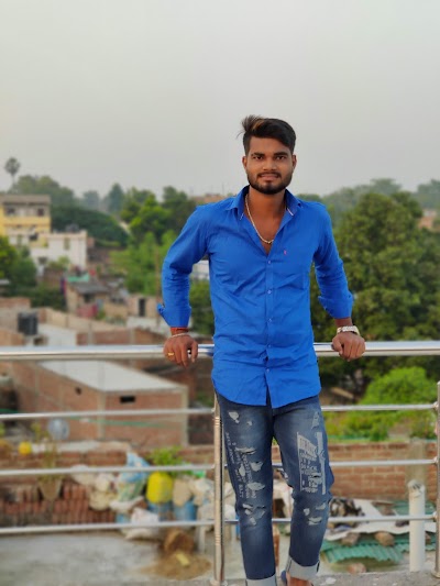 SCHOIVG76UJU_High_school_manikpur_ChIJ2dlBlLOK8TkRhDJTXRrCHmg_8