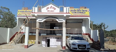 SCHOK9GE632Z_JAY_SHREE_RAM_MARKET_ChIJAepk9AoX8jkRGlhho7a7FrY_1