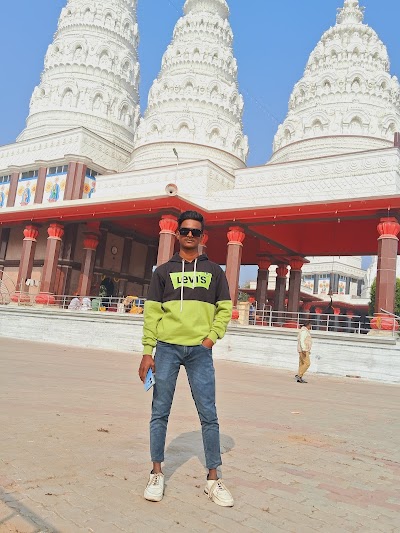 SCHORH27DO3T_Primary_school_NEMDARGANJ_ChIJXSKQTt898jkR6DcLEUrEONo_4