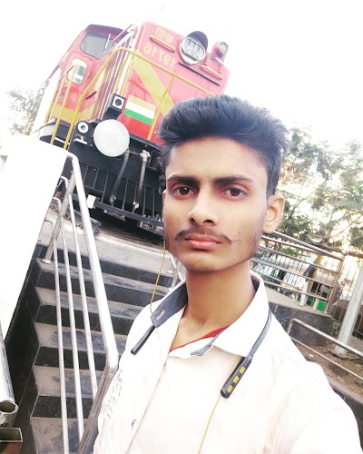 SCHOTR5B80GZ_Sisma_School_ChIJe4jDZtQ48jkRAmqTIaflW9o_8