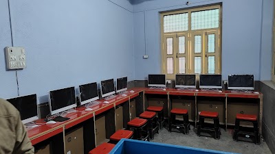 SCHOW4KIOOPP_Evergreen_Oasis_Residential_School_ChIJTbGVOIUW8jkRjQpBM6S-Yj4_1