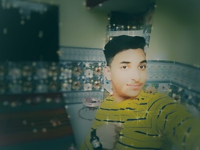 SCHOXY48I0E7_Mid_Point_School_ChIJW2DrTcUX8jkRh4vFG-WhPNU_8