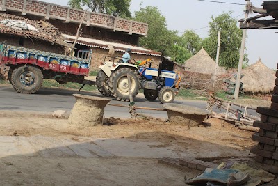 STATE7W7YOTB_The_Suraje_Complex_Uksi_ChIJwfN5dwA38jkRcmL8Y3VC-t4_4