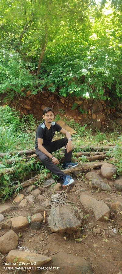 STATE7W7YOTB_The_Suraje_Complex_Uksi_ChIJwfN5dwA38jkRcmL8Y3VC-t4_8