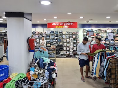 SUPE6VE5D242_V-Bazaar_ChIJ7YVT8tci8jkRjj_lIVr1qls_5