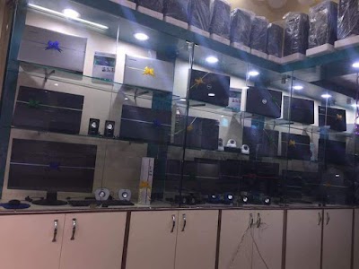 SUPEFCE24E1G_Maya_Market_ChIJT0vye9Ei8jkRJx7QD9QPTwY_7