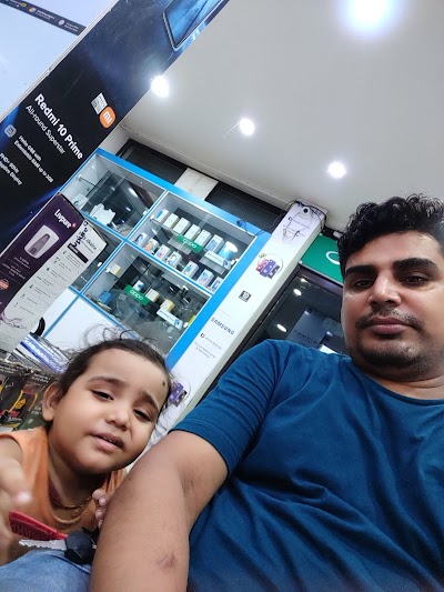 TAXCE115DRV1_Amaron_Pitstop_-_Om_Enterprises_ChIJeeyiYEAj8jkRF-pzOdH-o-8_2