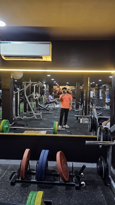 YOGA1FE8EZ90_The_Wellness_Club_Gym__Best_Gym_in_Begusarai_ChIJY5wRx_sb8jkRLADzXPEkaPg_2