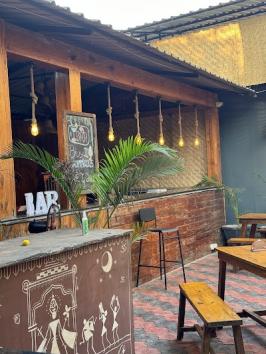 COFFX75V7TK3_Baithaki_Cafe_ChIJfVD-QSkb8jkRT9IKL8GnQbo_5