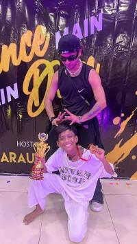 DANCEI0FM2SQ_SS_DANCE_ACADEMY_ChIJ11gZgIVd8jkR6xbOyWZQBTY_7